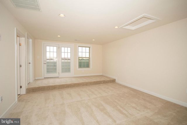 2912 MIDDLEHAM CT, Hanover, MD 21076