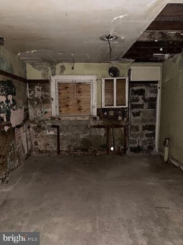 528 S CATHERINE ST, Baltimore, MD 21223