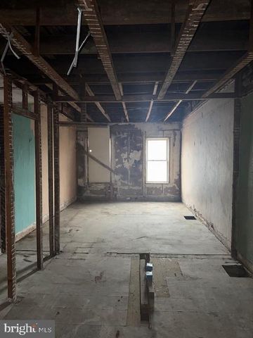 528 S CATHERINE ST, Baltimore, MD 21223