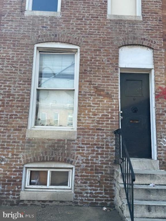 528 S CATHERINE ST, Baltimore, MD 21223