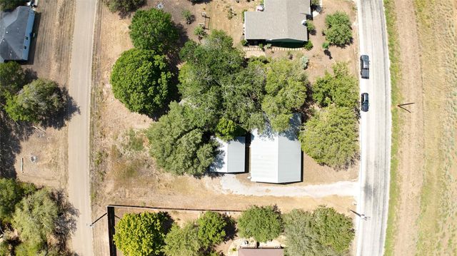 1303 Lovers LN, Bastrop, TX 78602