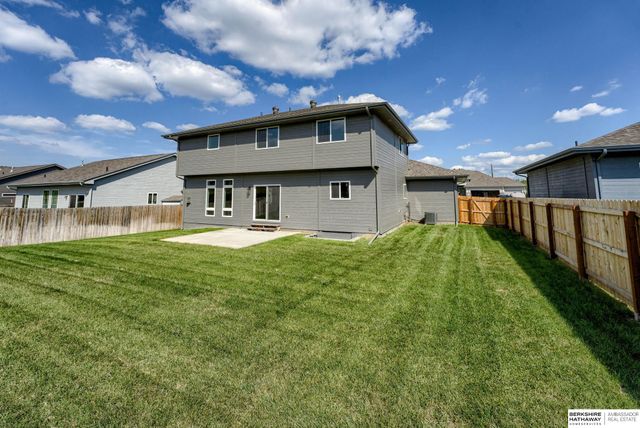 12110 Quail Drive, Bellevue, NE 68123