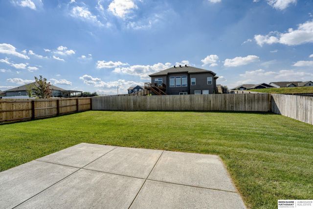 12110 Quail Drive, Bellevue, NE 68123