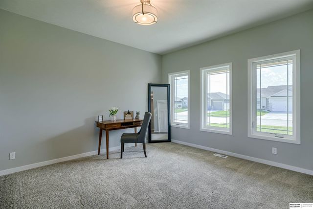12110 Quail Drive, Bellevue, NE 68123
