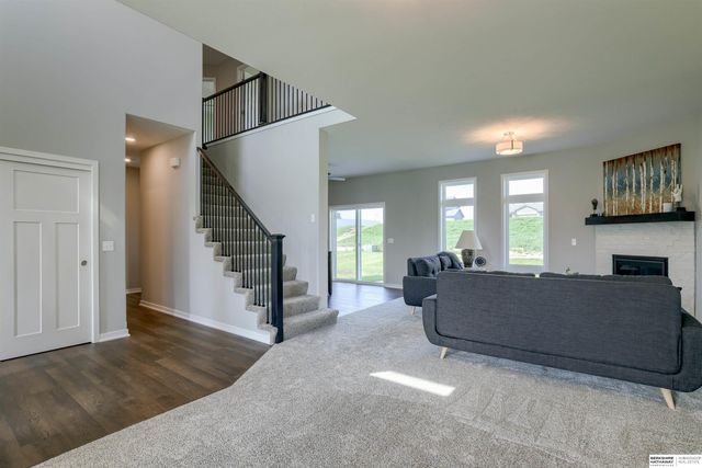 12110 Quail Drive, Bellevue, NE 68123