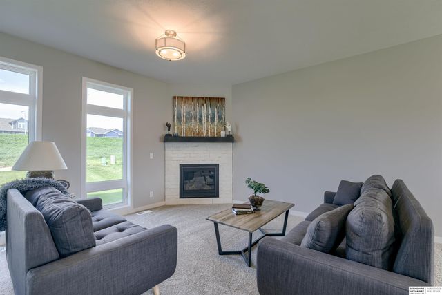 12110 Quail Drive, Bellevue, NE 68123