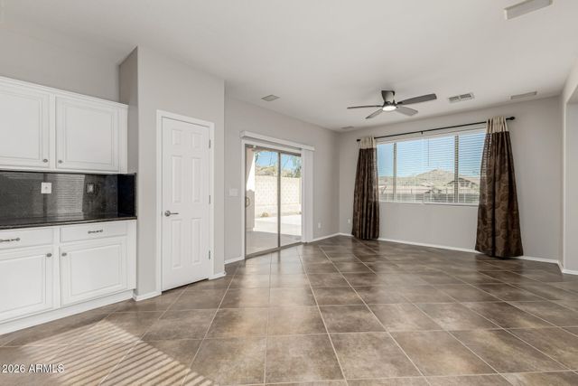 3751 W DESERT CREEK Lane, Phoenix, AZ 85086