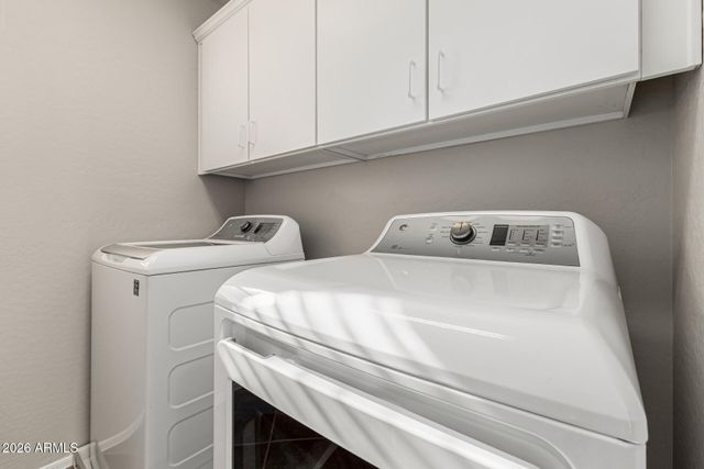 3751 W DESERT CREEK Lane, Phoenix, AZ 85086