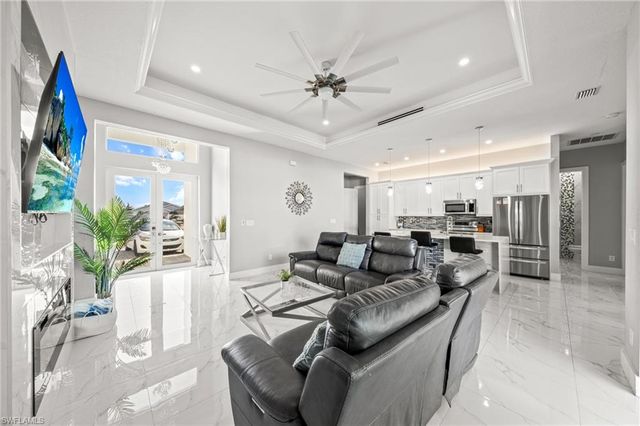 325 Tropicana PKWY E, Cape Coral, FL 33909