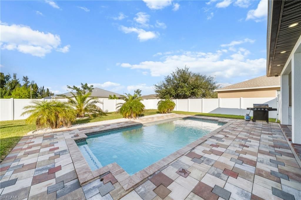 325 Tropicana PKWY E, Cape Coral, FL 33909