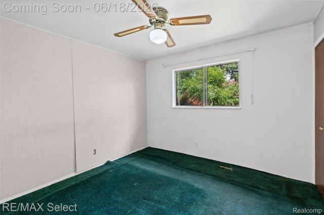 1005 Burlington Drive, Flint, MI 48503