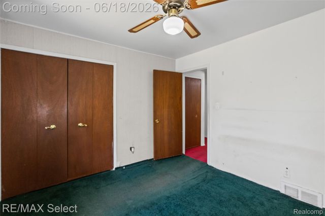 1005 Burlington Drive, Flint, MI 48503