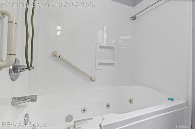 1005 Burlington Drive, Flint, MI 48503