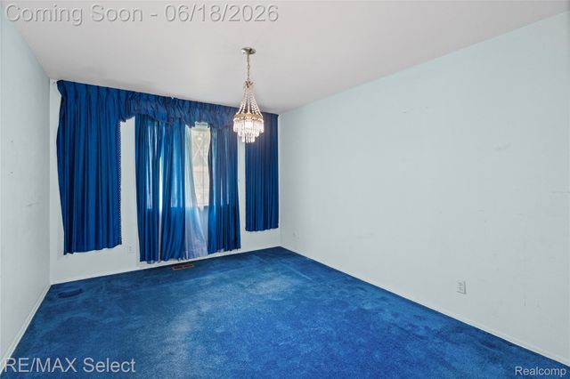 1005 Burlington Drive, Flint, MI 48503