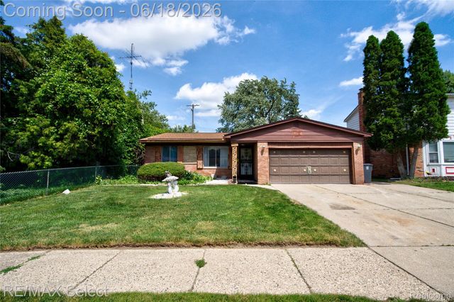 1005 Burlington Drive, Flint, MI 48503
