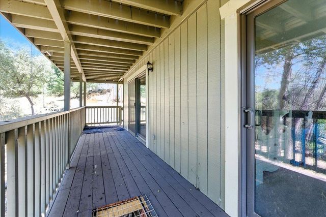 13672 Sun Forest Dr, Penn Valley, CA 95946