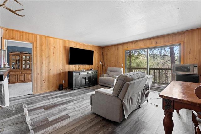 13672 Sun Forest Dr, Penn Valley, CA 95946