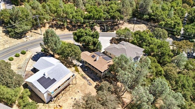 13672 Sun Forest Dr, Penn Valley, CA 95946