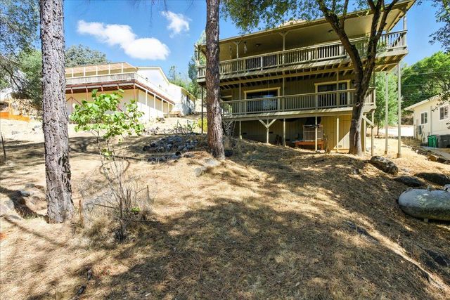 13672 Sun Forest Dr, Penn Valley, CA 95946