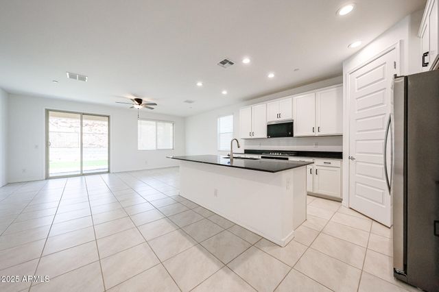 28486 N 134th Avenue, Peoria, AZ 85383