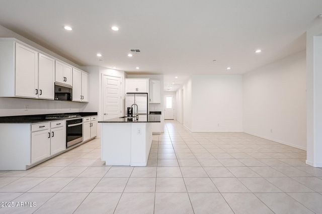 28486 N 134th Avenue, Peoria, AZ 85383