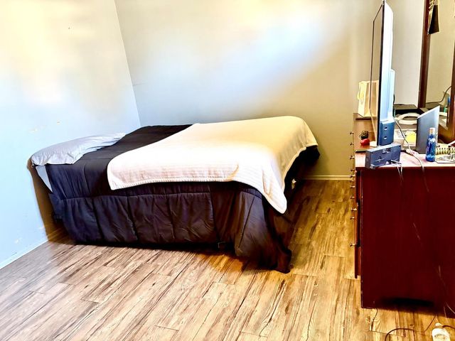 1215 Washington Street, Hanford, CA 93230