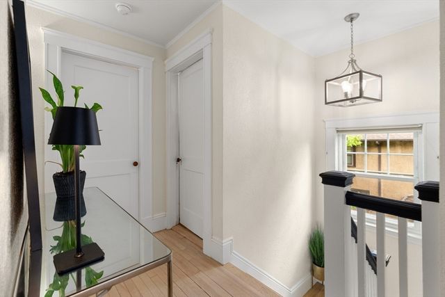 27 Fellsmere Rd, Malden, MA 02148