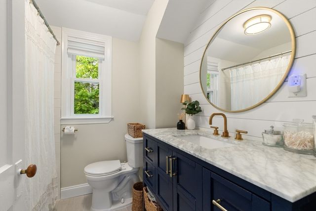 27 Fellsmere Rd, Malden, MA 02148