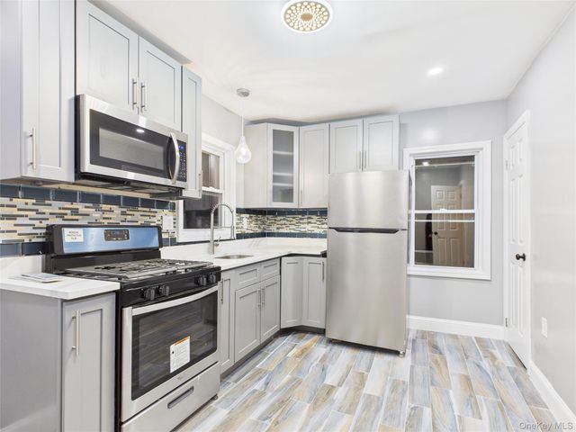 2516 Curtis Street 2nd Floor, East Elmhurst, NY 11369