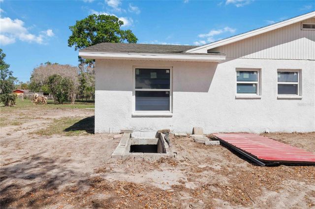 3903 POWERLINE ROAD, Lithia, FL 33547