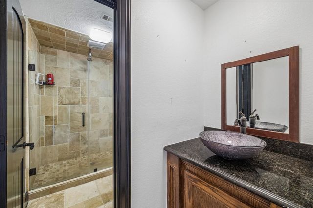 511 Avenue I, South Houston, TX 77587