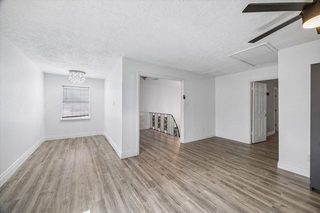 511 Avenue I, South Houston, TX 77587