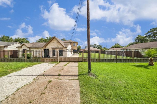 511 Avenue I, South Houston, TX 77587