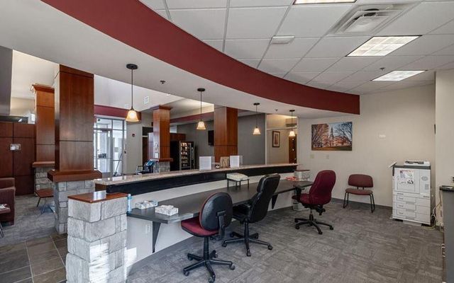 20101 E Jackson. Drive, Independence, MO 64057