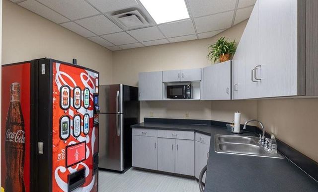 20101 E Jackson. Drive, Independence, MO 64057