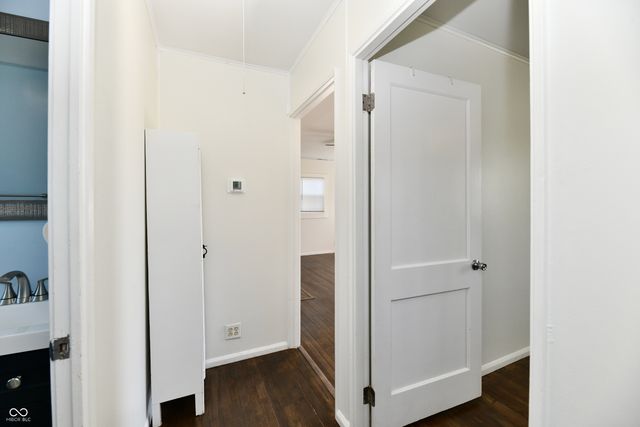 300 S A Street, Elwood, IN 46036