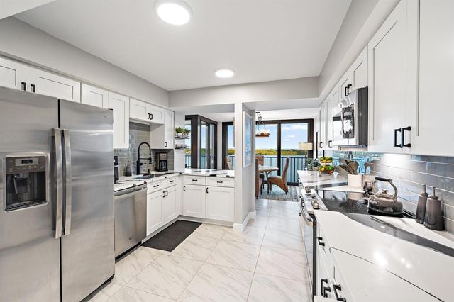 124 Lakeshore Drive 9290, North Palm Beach, FL 33408