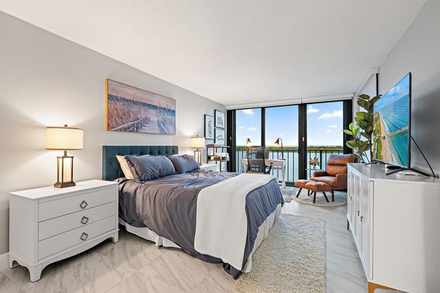 124 Lakeshore Drive 9290, North Palm Beach, FL 33408