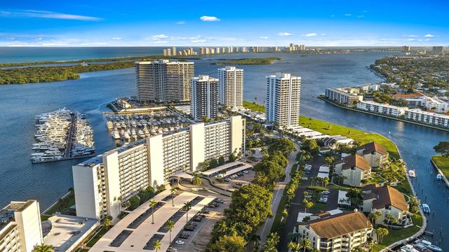 124 Lakeshore Drive 9290, North Palm Beach, FL 33408
