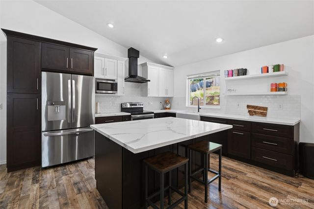 12847 Bear Lake Drive SW, Port Orchard, WA 98367