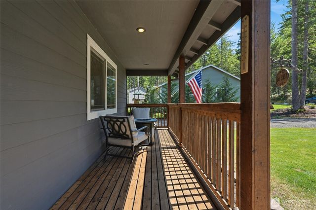 12847 Bear Lake Drive SW, Port Orchard, WA 98367