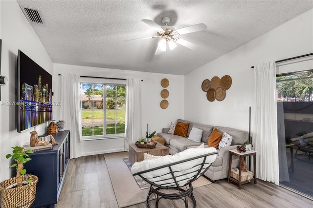 9291 E Elm Lane, Miramar, FL 33025