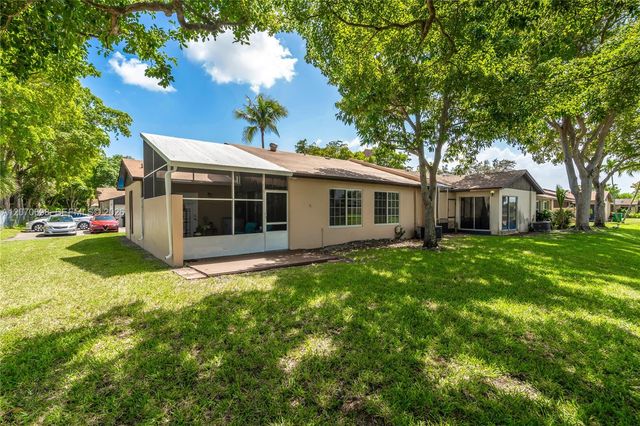 9291 E Elm Lane, Miramar, FL 33025