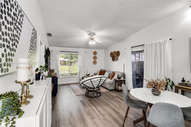 9291 E Elm Lane, Miramar, FL 33025