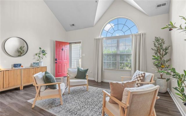 709 Gulfwind RD, Chesapeake, VA 23320
