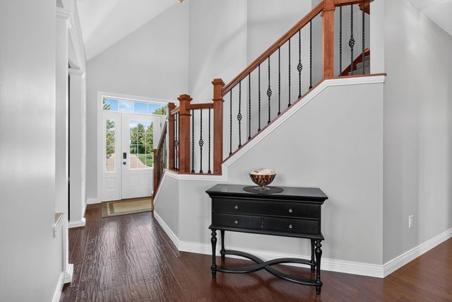 2199 E Lomar Street, Eldridge, IA 52748