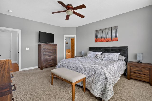 2199 E Lomar Street, Eldridge, IA 52748