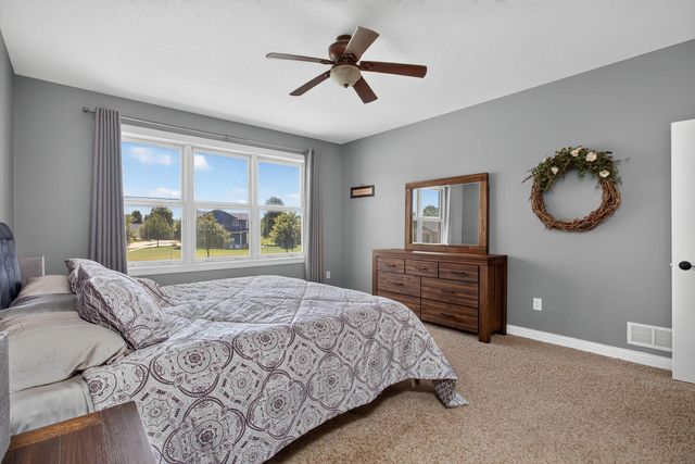 2199 E Lomar Street, Eldridge, IA 52748