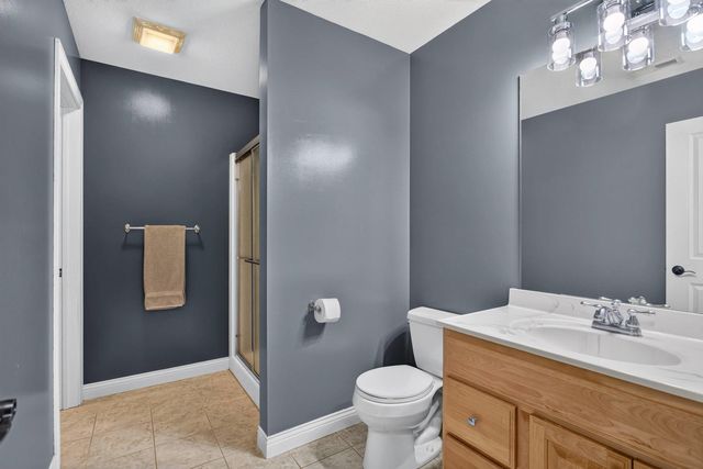 2199 E Lomar Street, Eldridge, IA 52748