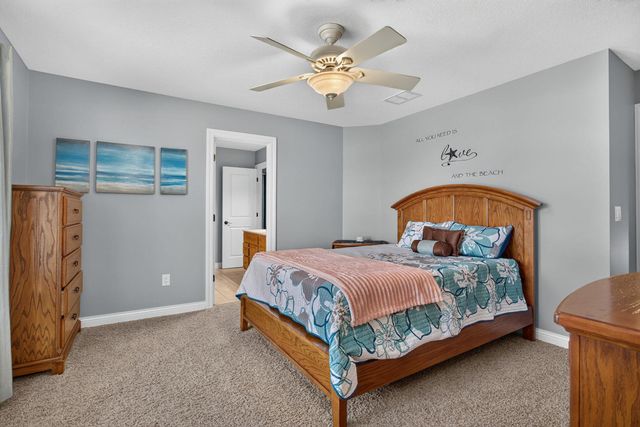 2199 E Lomar Street, Eldridge, IA 52748
